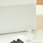 Large white electrical aroma humidifier with remote control, 38.5cm height.